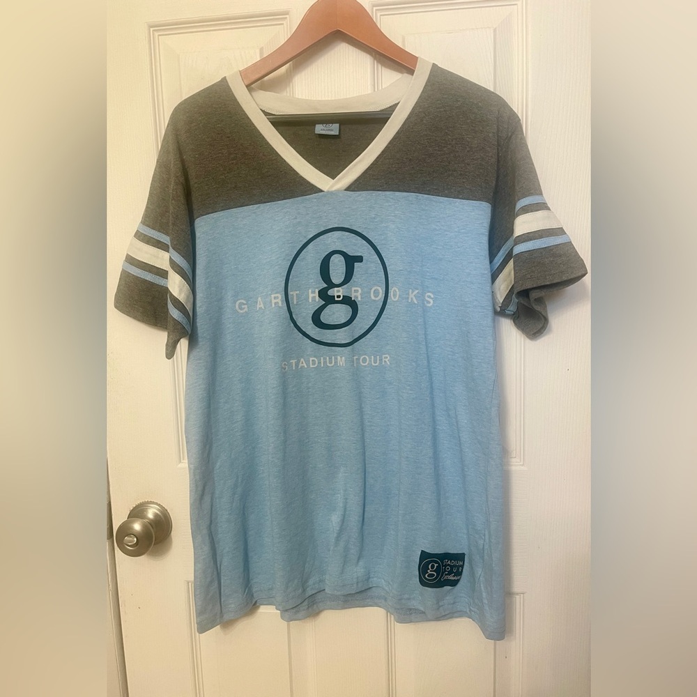 GARTH BROOKS Exclusive T-Shirt #7 Blue & Gray Detroit Women's Sz XL/XXL NWOT